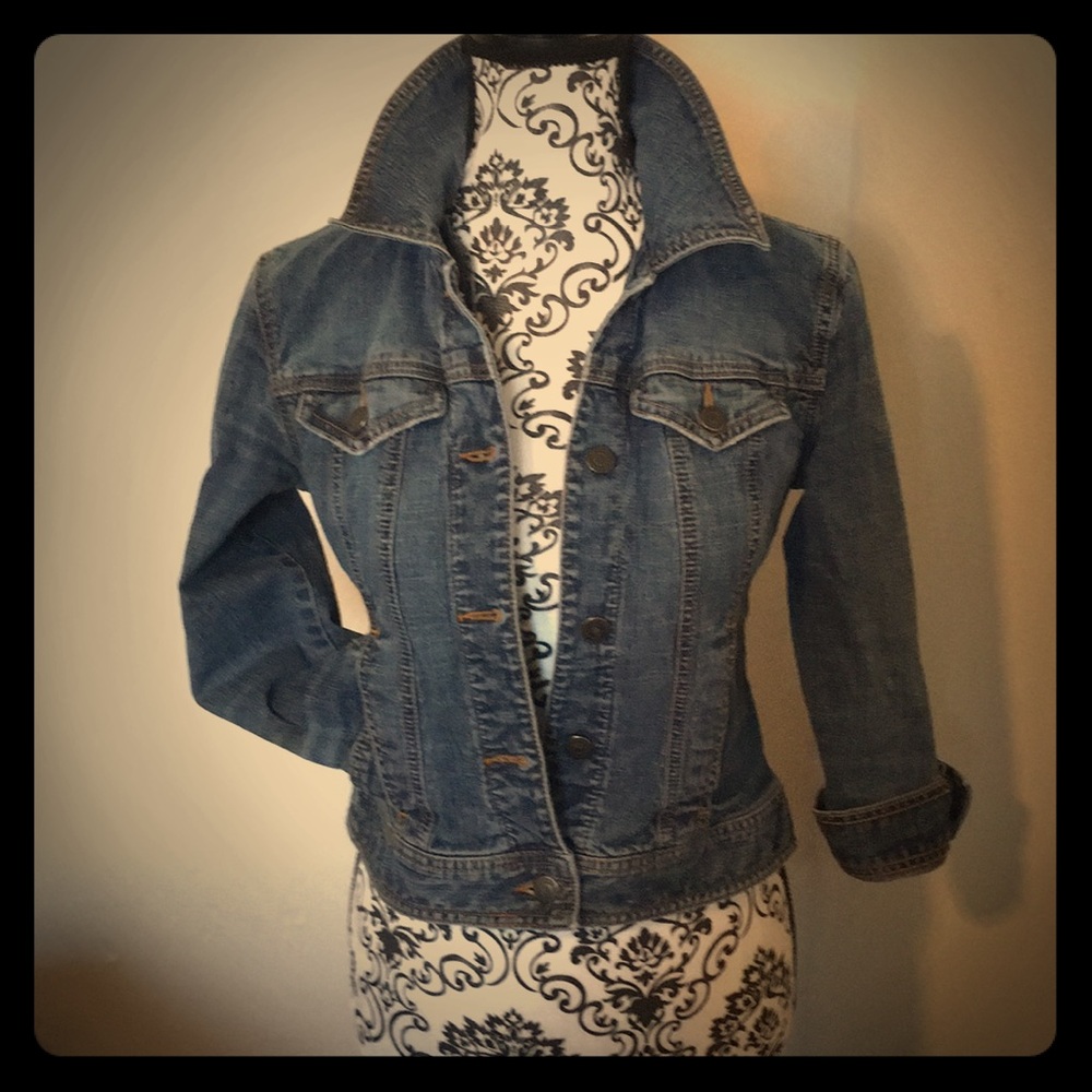 Ann Taylor LOFT Jean Jacket size 2